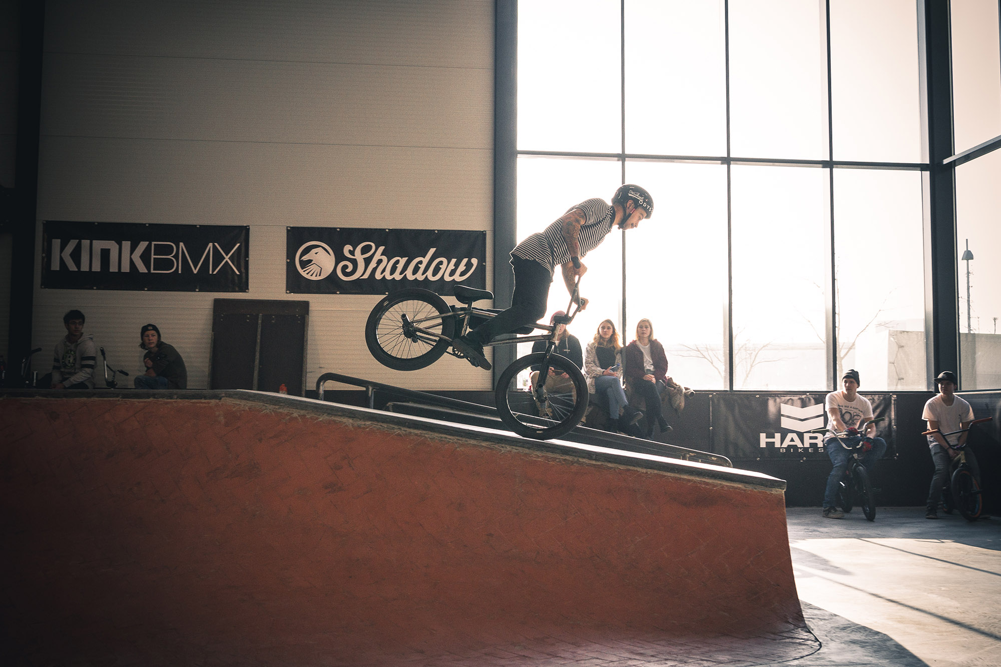 David Joel Nizzo war Teil einer der vielen guten Fahrer, die extra aus Italien angereist waren. Der Trip hat sich für ihn gelohnt, denn mit Tricks wie diesem Nozza 180 belegte er den 4. Platz bei den Amateuren