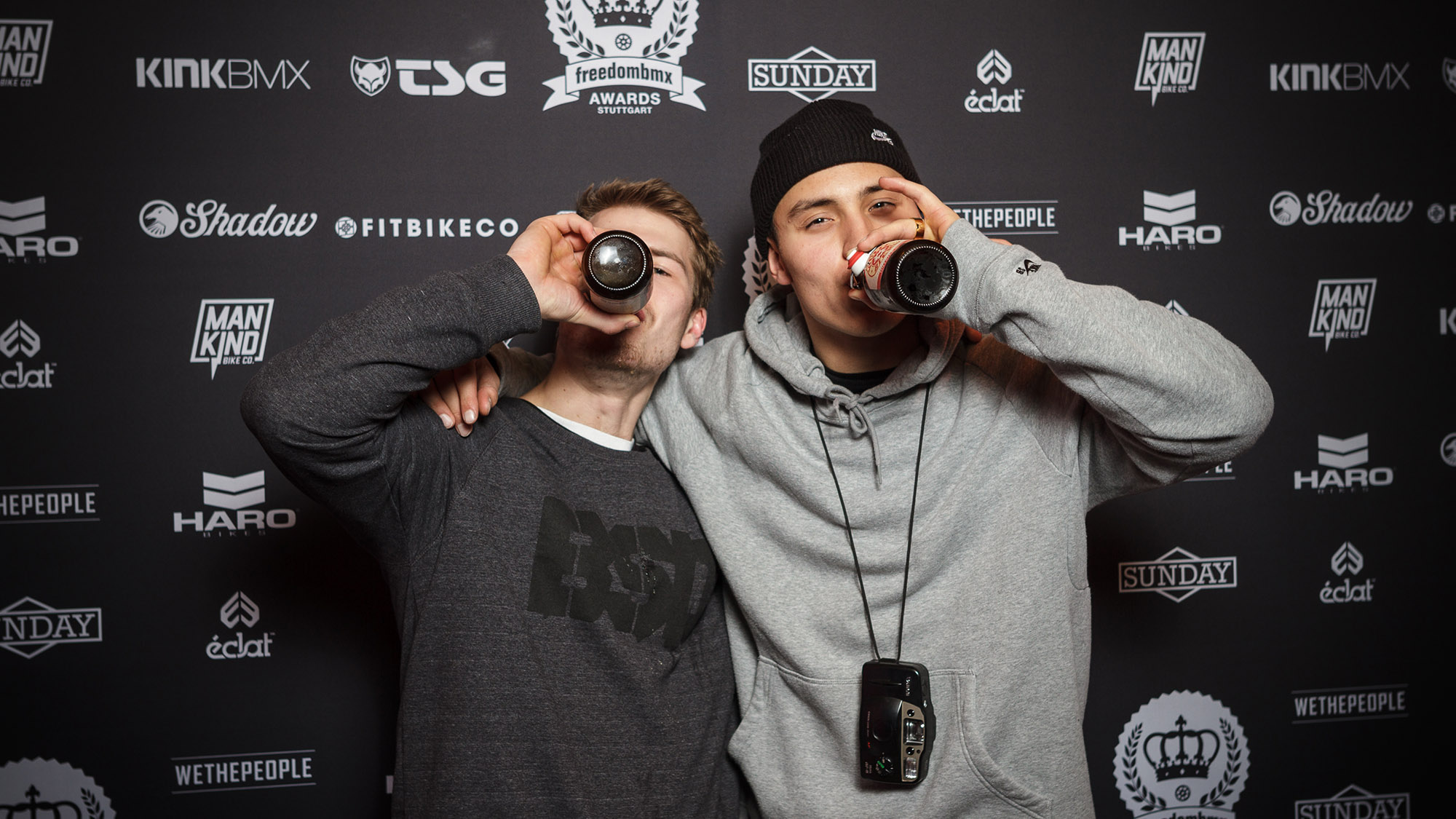 Nicht lang schnacken, Kopp in Nacken: Felix Donat und Miguel Smajlji gehen mit gutem Beispiel voran