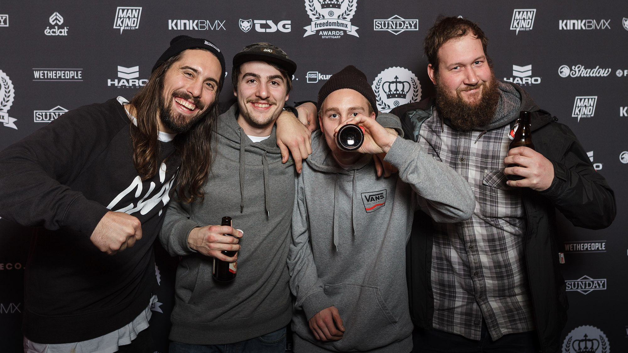 Team Allgäu in da house: Jonas und Fabian Bader, Killian Roth und Thilo "T-Low" Maier