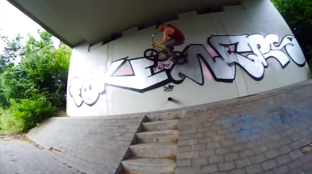 Kevin Jendro kann eine Session mehr genießen, wenn die Kamera im Rucksack bleibt. Trotzdem haben seine Homies ein paar gute Clips von ihm gefilmt.