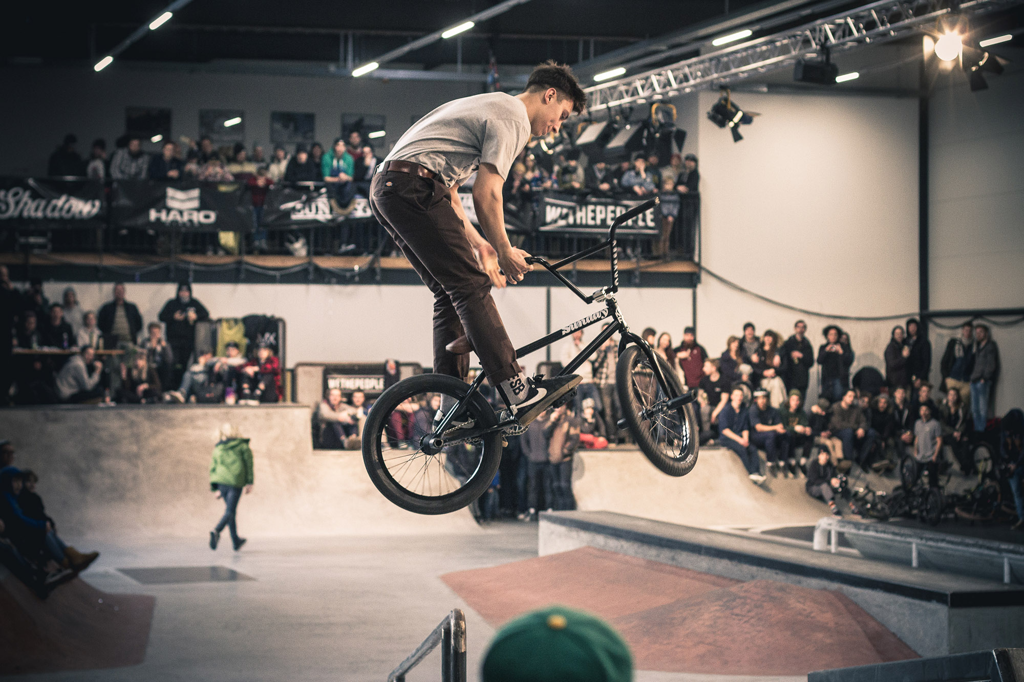 Swaglord Miguel Smajlji startete seinen Run mit einem Railride to 180 Bars auf eins