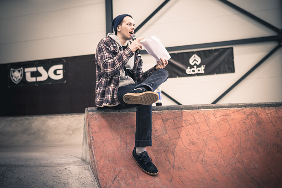 Und hier ist noch eine Person, der wir herzlich danken möchten: Werft eure Hände in die Höh für MC Huddl!