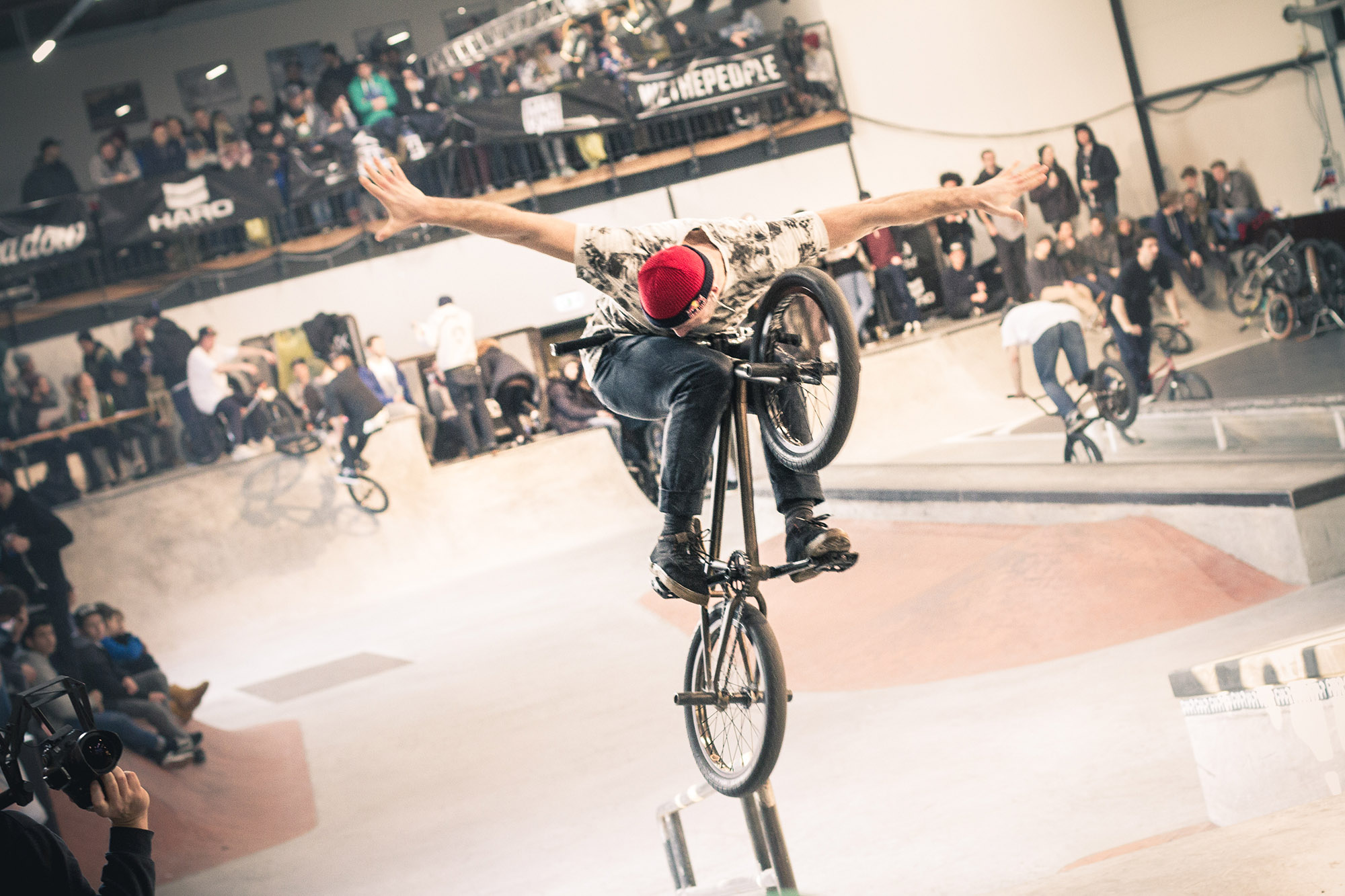 Die weiteste Anreise für die Stuttpark Session nahm ohne Zweifel Vasya Lukyanenko aus der Ukraine auf sich. Über 3.600 Kilometer standen auf seinem Tacho, als er wieder zu Hause war. Das nennen wir mal Einsatz! Vielen Dank fürs Kommen!