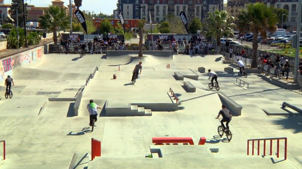 Hier sind die Highlights vom Vans BMX Street Invitational 2017 in Huntington Beach, feat. Garrett Reynolds, Devon Smillie, Chad Kerley, Bruno Hoffmann uvm.