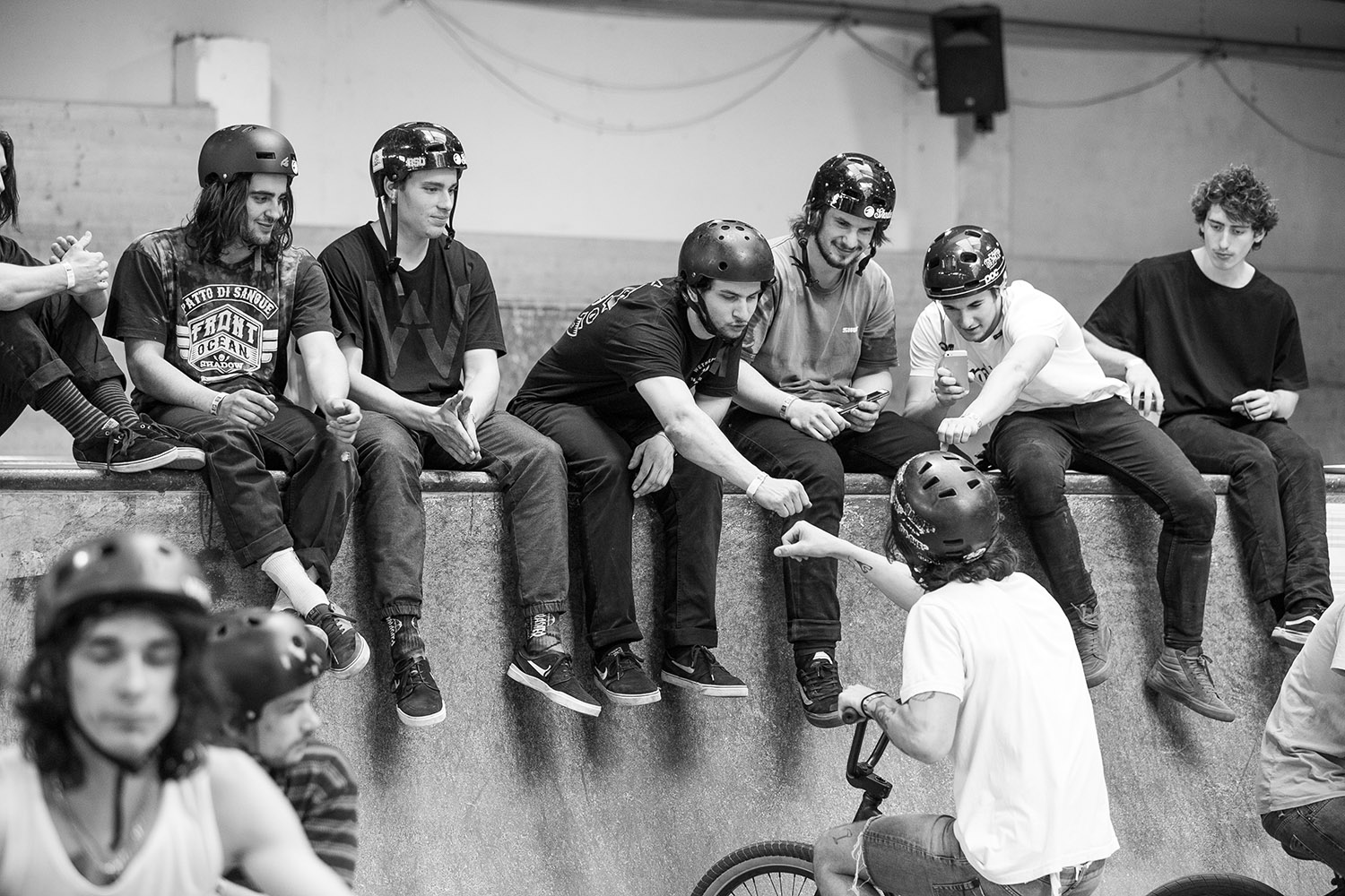 Fistbumps für Insta; Foto: Fabio Craco