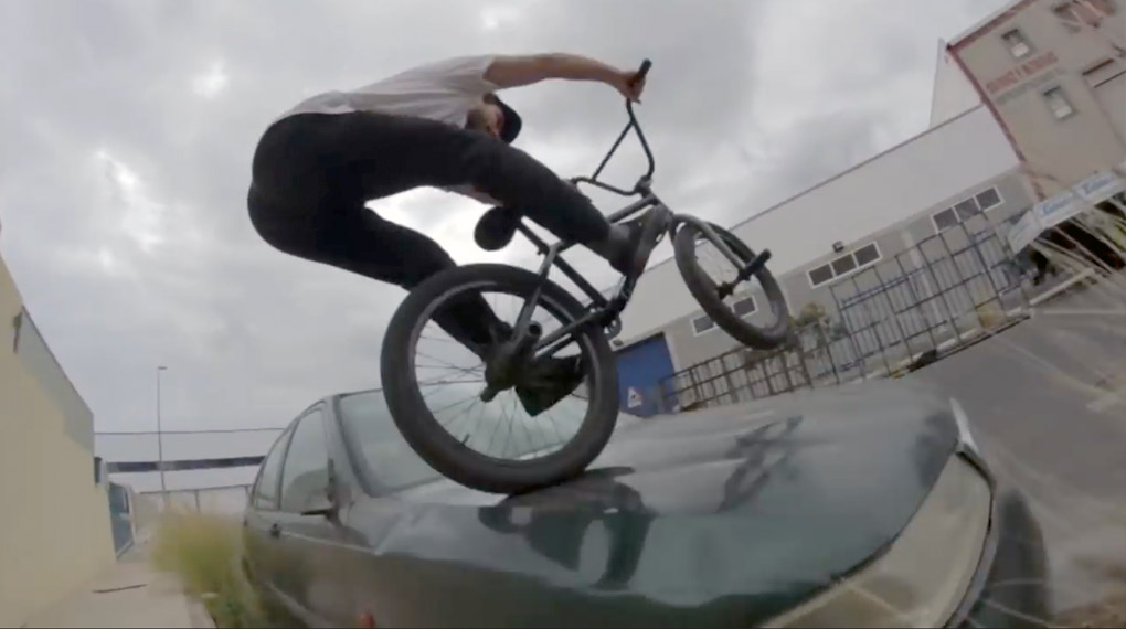 Jaime Gonzales und Javi Castilla von der Cult Crew bearbeiten in diesem Video ein paar Streetspots,auf Teneriffa und in Madrid