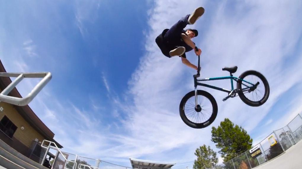 Das Amateurteam von Sunday Bikes bewirbt sich für den höheren Dienst: Hier gibt