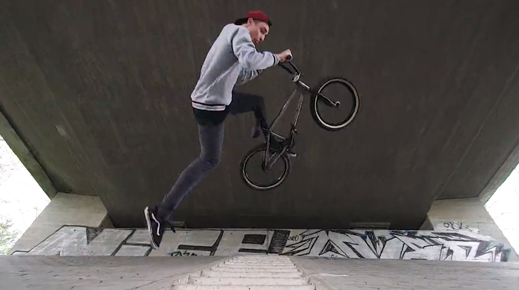 In der Kreisliga schmeckt die Worscht am besten! Das "Eh Net!"-Wikstape von fettarmemilch bietet 25 Minuten BMX aus Hessen, Hamburg und sogar Melbourne.