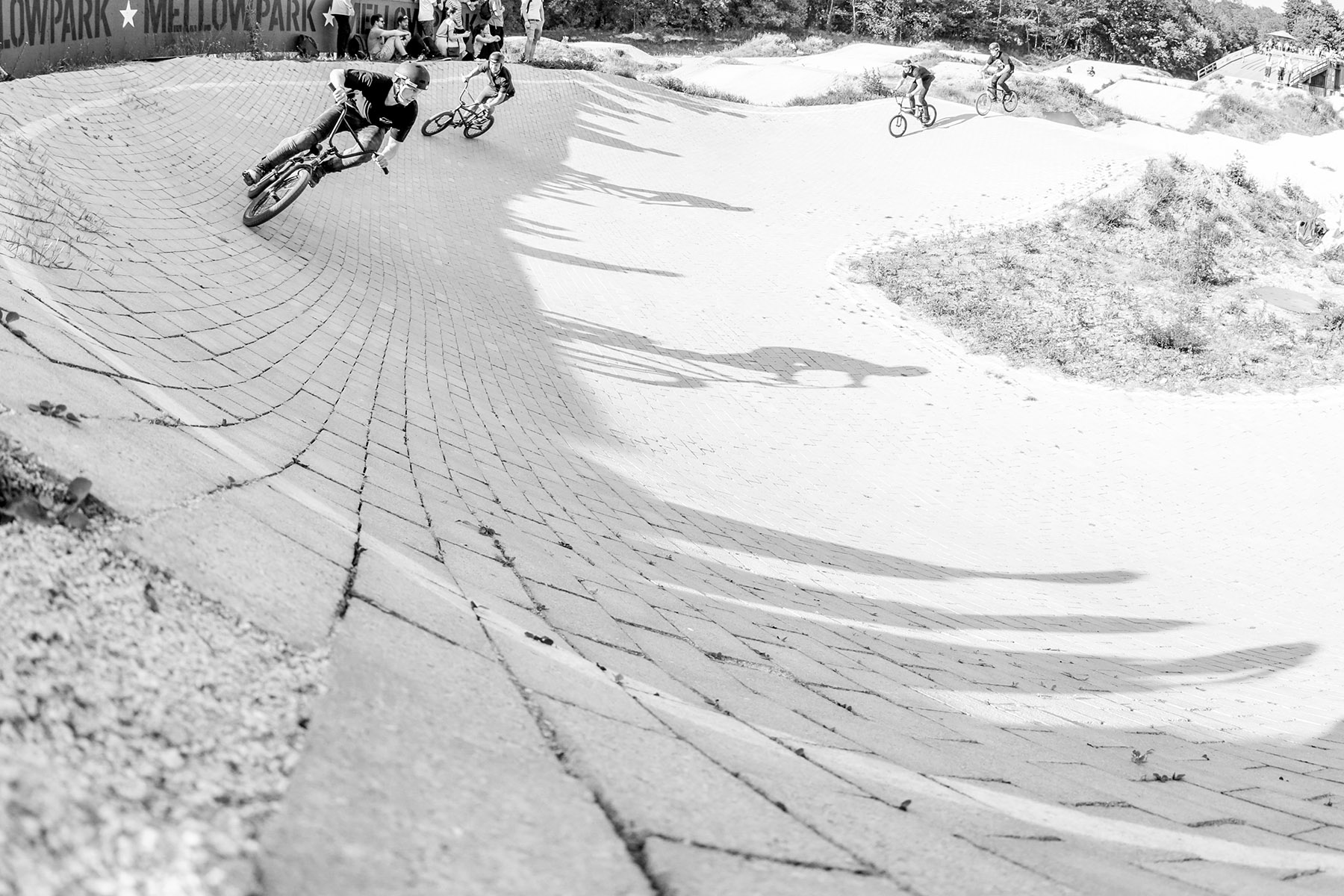 Evan Brandes leading the pack beim "Freestyle loves Race"-Rennen am Freitagnachmittag