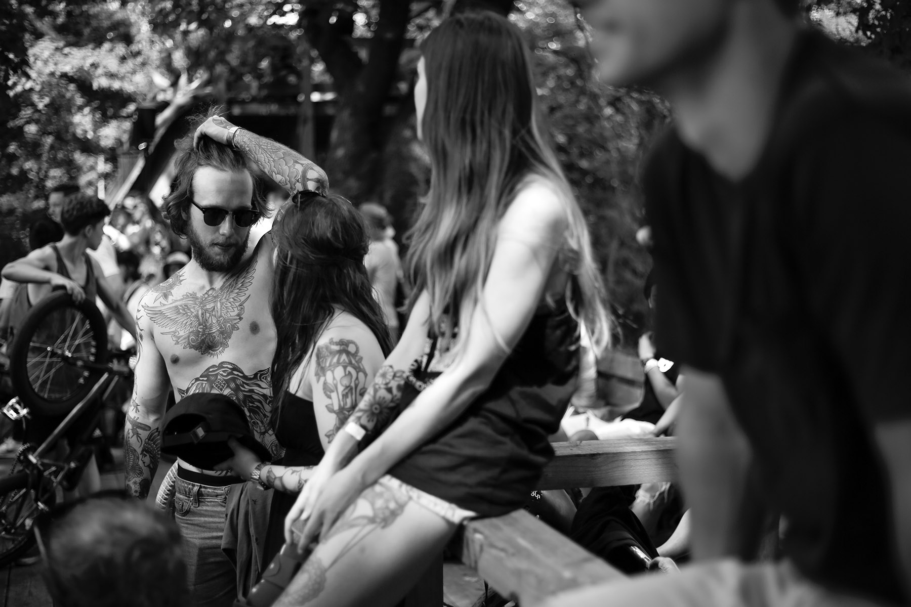 Schlaulie nutzt eine Pause während des Minirampencontests, um schon mal zu überlegen, was er Felix Prangenberg zum Geburtstag unter die Haut stechen wird