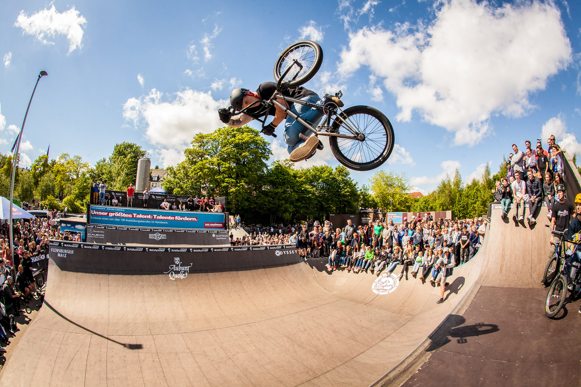 Und noch einmal Timo, diesmal mit einem Invert, der nicht nur den Moderator Daniel Kiss verzückte, aber den ganz besonders …
