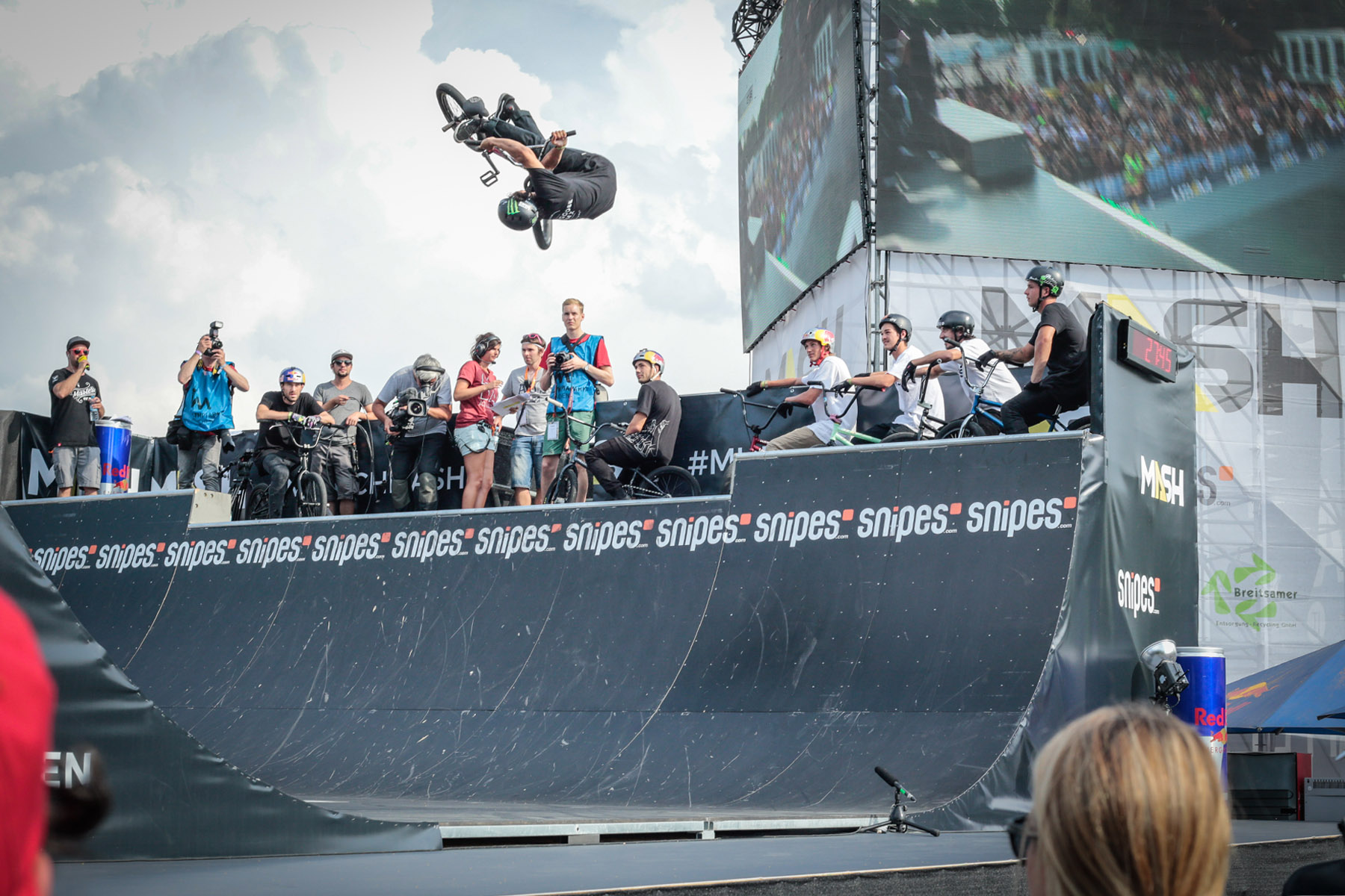 Flair Intable von Kevin Peraza im bayrischen Brezn-Style