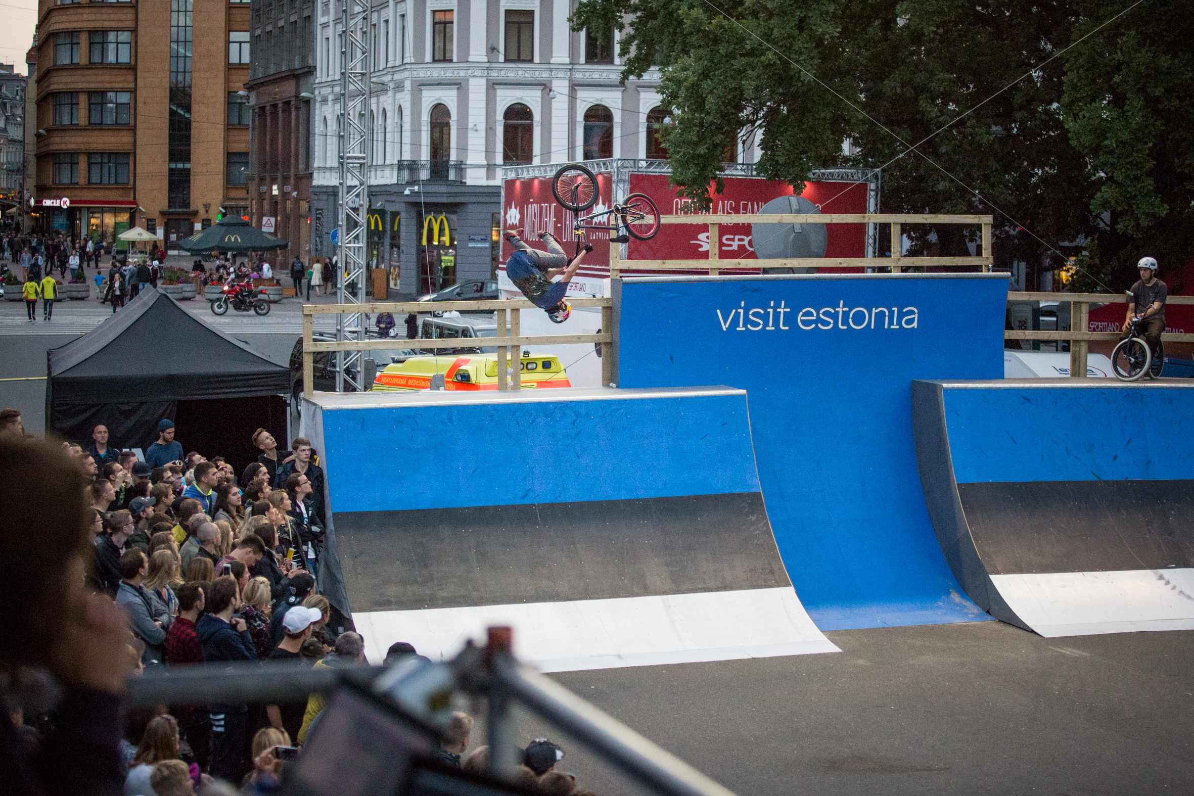 Daniel Dhers, Flair Oppo Downside Whip