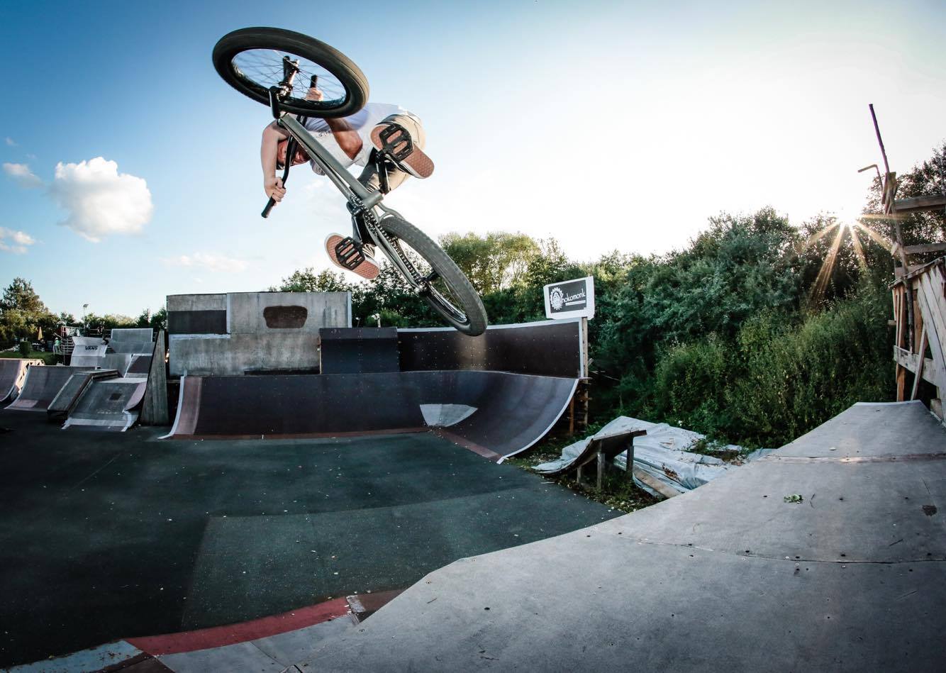 X-Down über die Hip von George Baumann