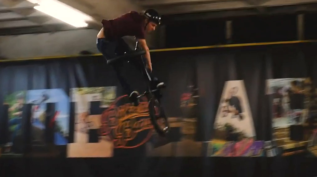 Nach einjähriger Kreativpause ging der Halloweenjam in der Yard Skatehall am ersten Novemberwochenende 2017 in die nächste Runde. Hier geht