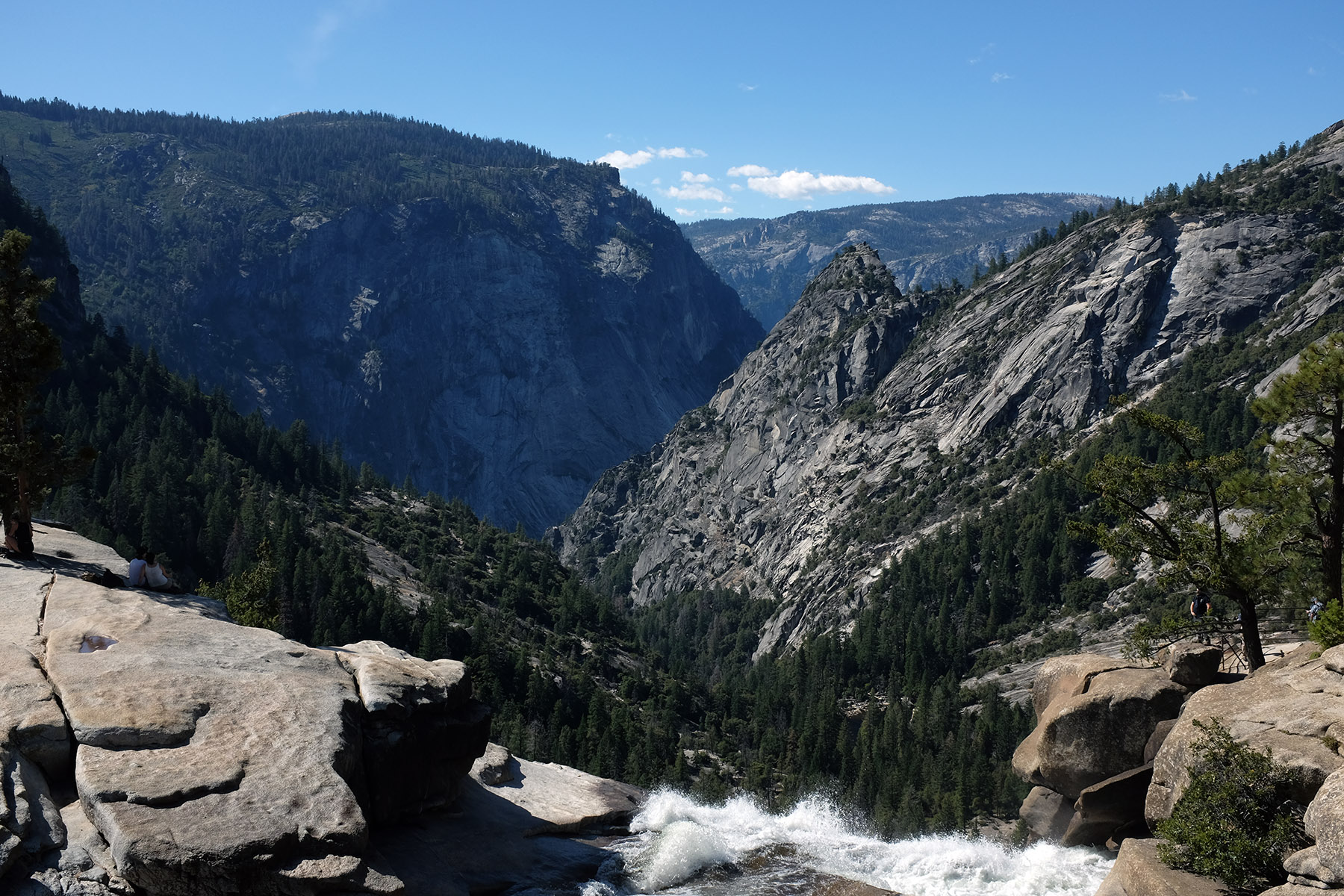 Hike mit zwei Wasserfällen im Yosemite National Park (einer der wenigen Tage, an denen wir nicht mindestens an 2 Spots zum Radfahren gehalten haben)