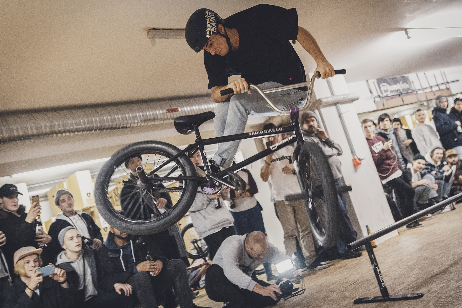 Robin Kachfi mit einem Rail to Hard Whip to 2nd place auf der kunstform Stock Session 2017 in Stuttgart