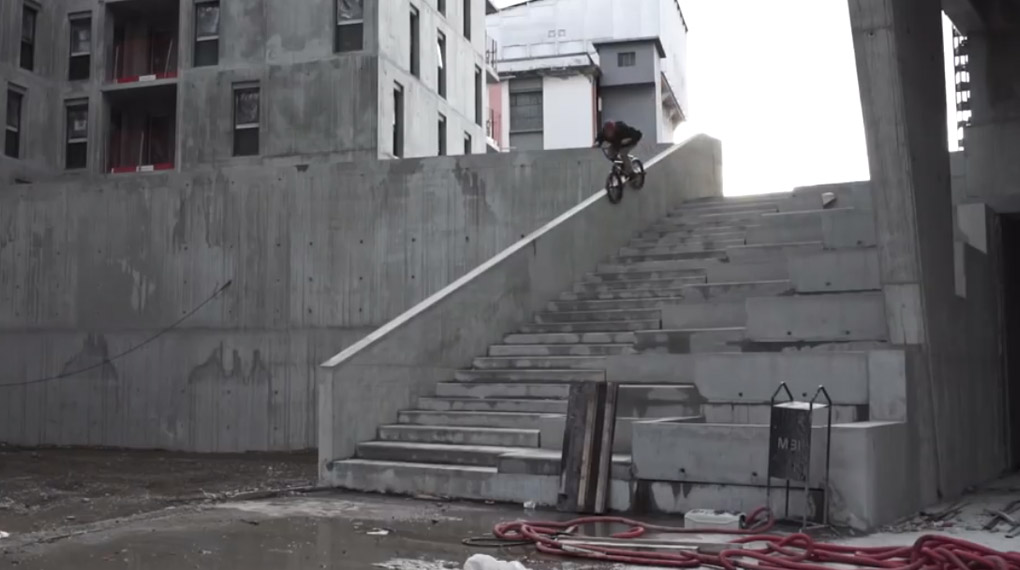 Im ersten Teil von "No Foreign Lands" gibt Nathan Williams ein letztes Mal für seinen langjährigen Sponsor United Bike Co. Gas.