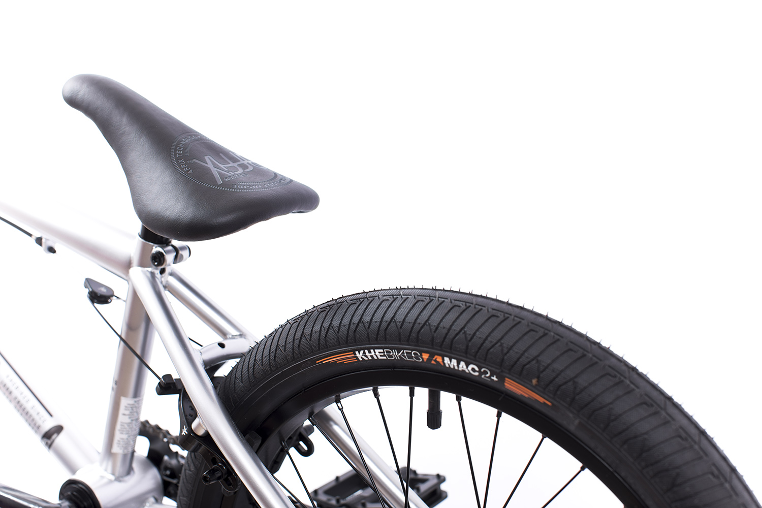 Die ''MAC2''-Reifen von KHEbikes ist der leichtest BMX-Stahlbandreifen der Welt  