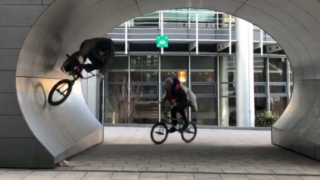 Als Bruno Hoffmann und Simone Barraco für die freedombmx Awards in München waren, haben sie es sich natürlich nicht nehmen lassen, einige Spots abzuklappern