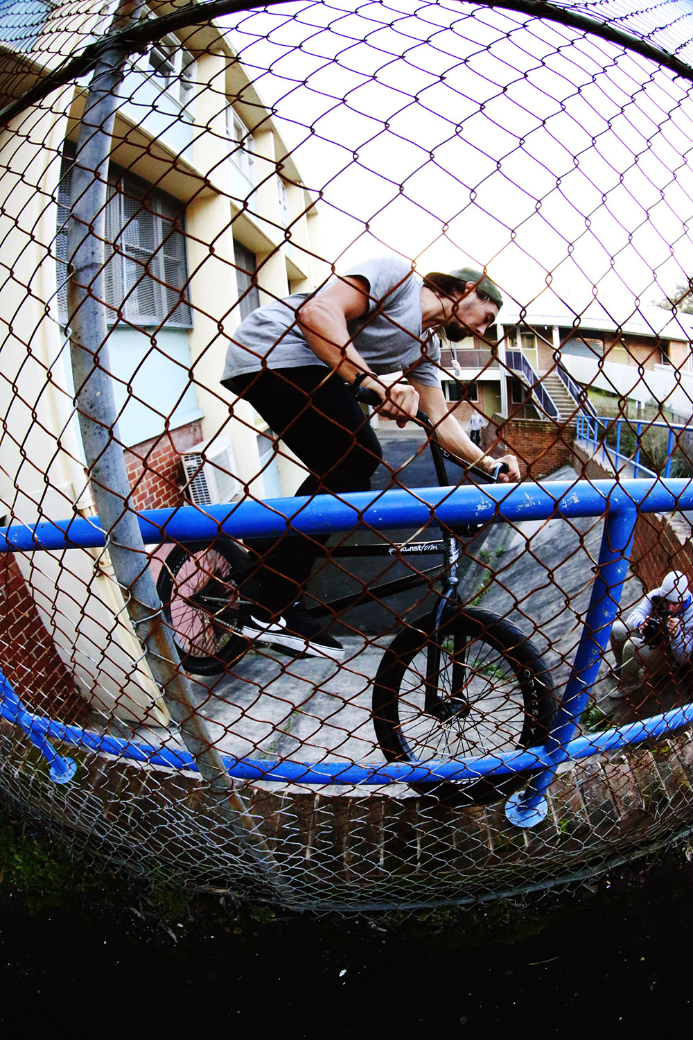 Nosepress von Jonas Bader in Chattswood; Foto: @el___ci