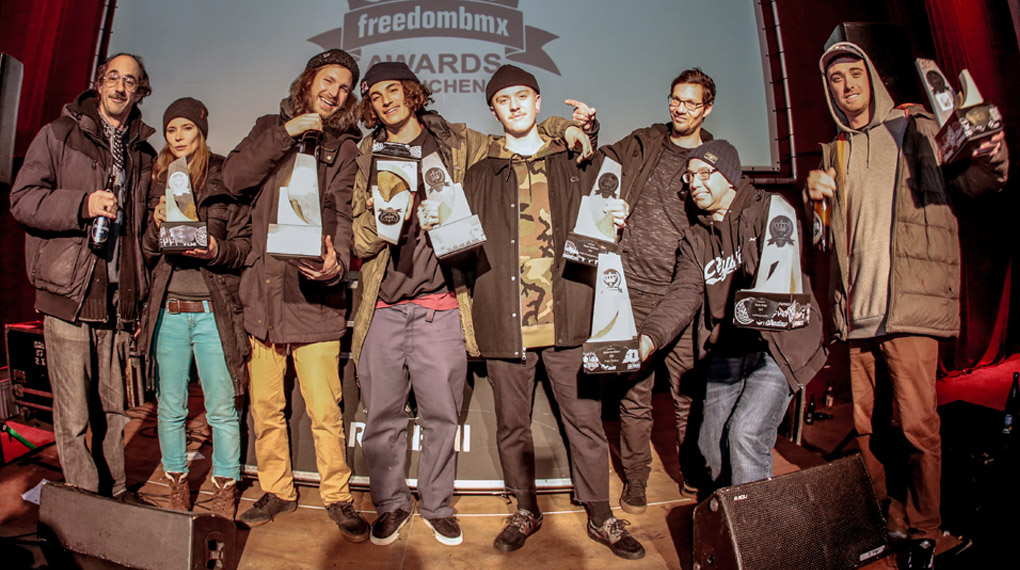 1.302 Votes sind für die freedombmx Awards 2017 bei uns eingegangen. Hier findest du die Top 5 allen neun Kategorien auf einen Blick.