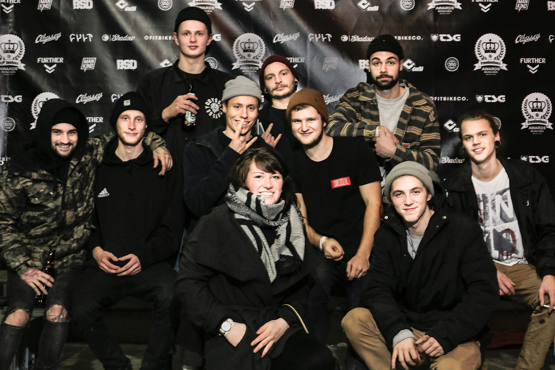 Einmal leicht unscharf und bunt durchgemischt (v.l.n.r.): Daniel Juchatz, Franz Jähn, Pascal Lojewski , Quirin Recihmeyer, Jenny Wohlrab, Johannes Spahn, Johannes Winkelmann, Kalle Frank, Lubos Durchan und Florian Ehrl