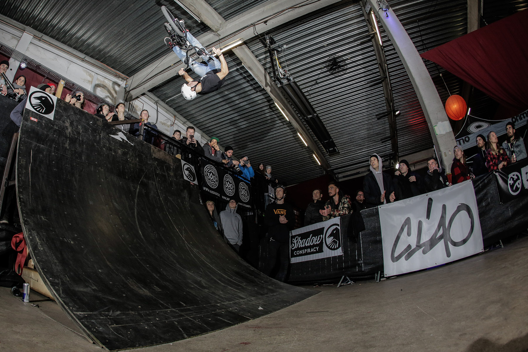 Chris Haas ist ein echter Gefahrensucher und auf allen Jams und Contests in München am Start: Flair für die Fans