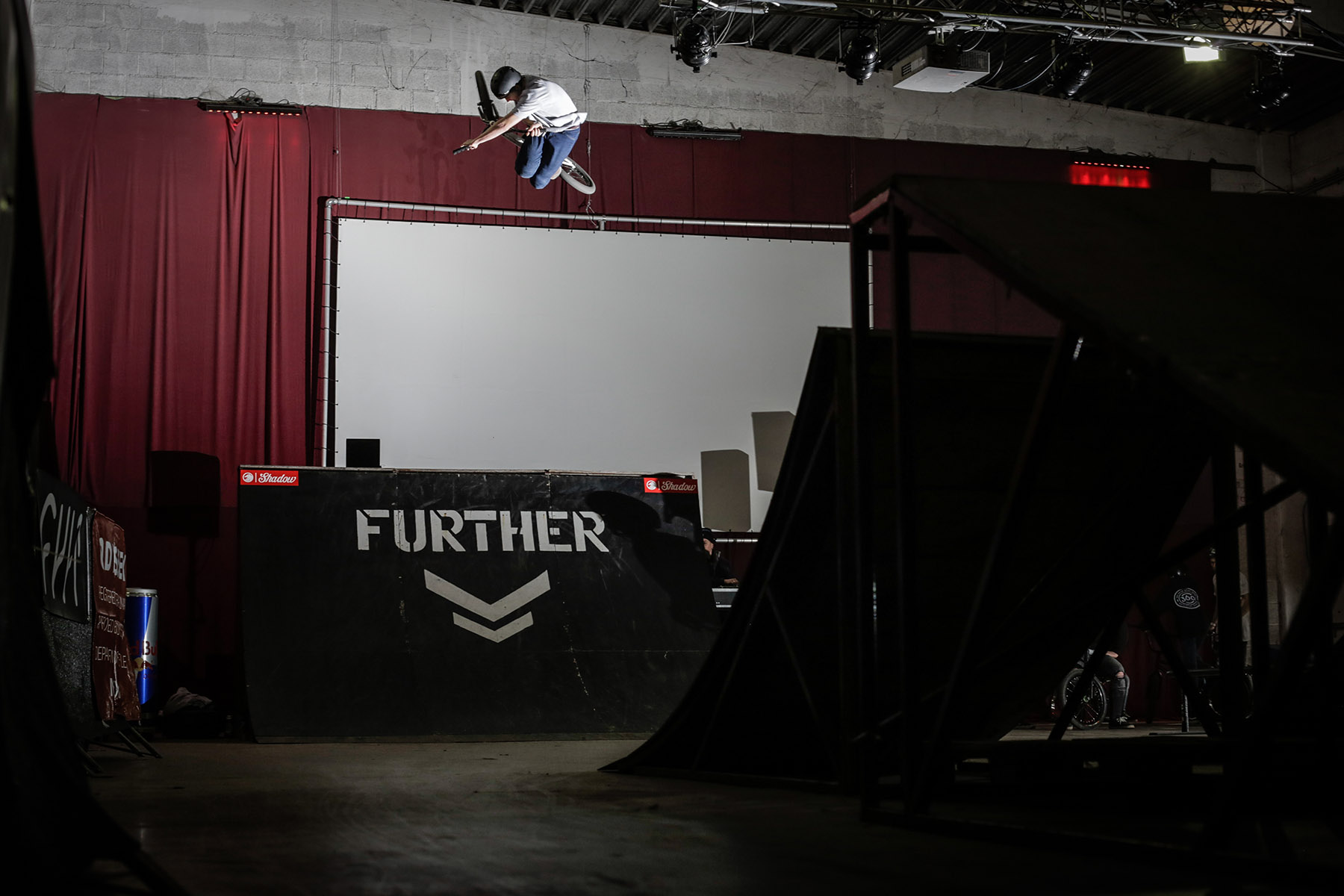 Massives Klappmesser von Evan Brandes aus der Further-Quarter