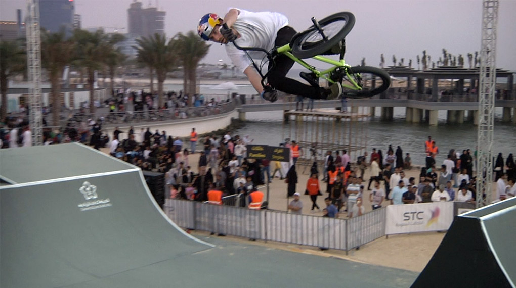 Hier ist unser Video vom ersten Parktraining der FISE World Tour in Jeddah (Saudi-Arabien) mit Kostya Andreev, Daniel Wedemeijer, Daniel Dhers u.a.