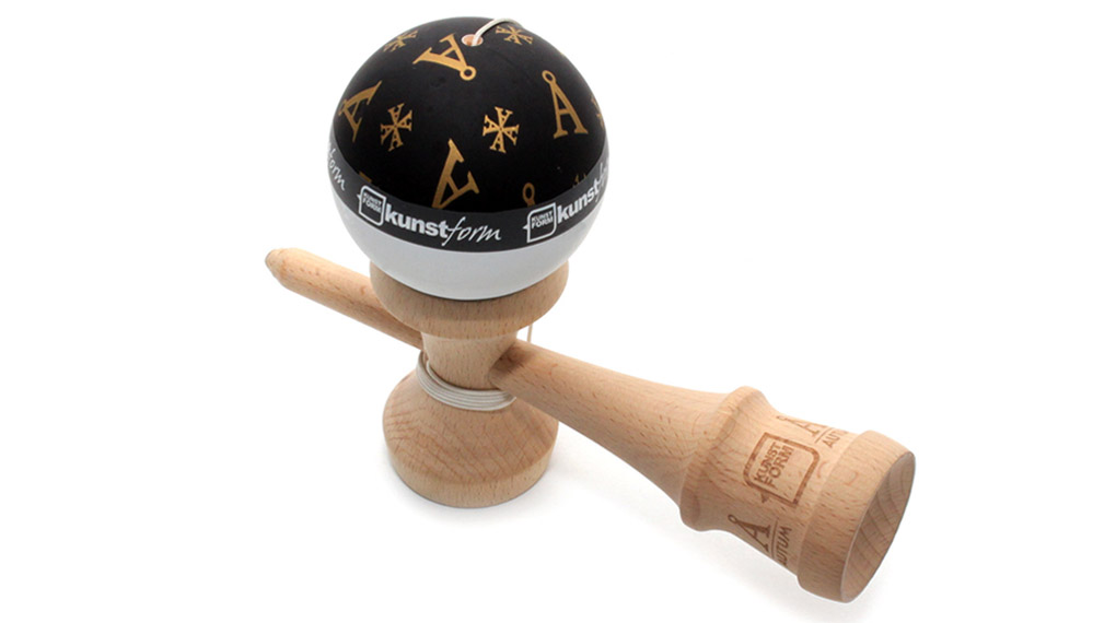 Kendama-Fans aufgemerkt! Wir verlosen 3 x 1 Premiumversionen des japanischen Geschicklichkeitsspiels von kunstform und Autum Bikes.