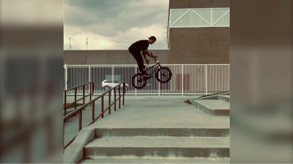 Hier ist eine Compilation mit einigen der besten Aufnahmen, die Felix Prangenberg in den vergangenen Monaten auf seinem Instagram-Profil gepostet hat.