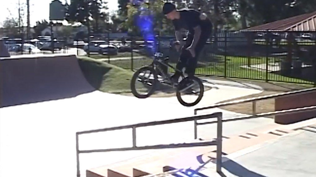 Felix Prangenberg und Dan Kruk knöpfen sich in diesem VX-Edit von wethepeople einen ganz schön geilen Betonpark in Kalifornien vor.