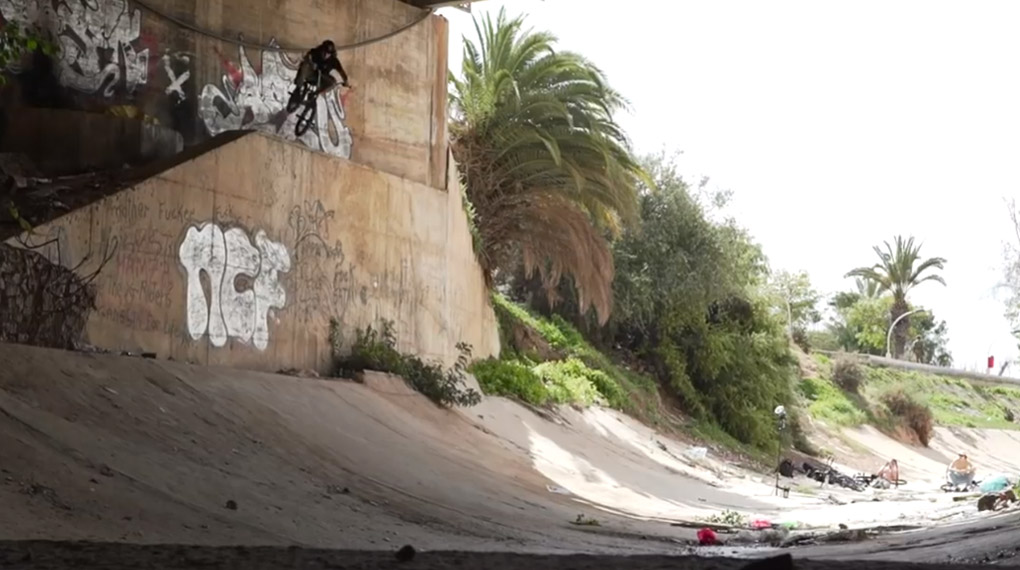 In "No Foreign Lands 2" sind Sebastian Anton, Harry Mills-Wakley, Tom Deville, Justin Care, Ben Gordon und Fernando Laczko für United in Marokko unterwegs.