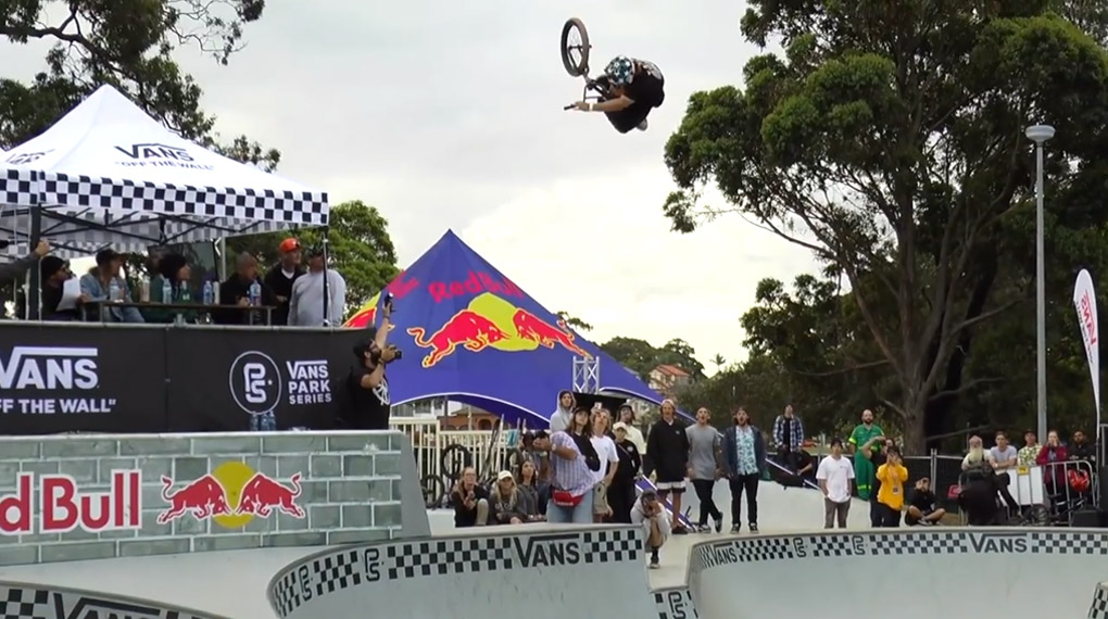 Larry Edgar hat den ersten Lauf des Vans BMX Pro Cup 2018 in Sydney (Australien) gewonnen. Wir haben die Highlights eines rasanten Contests für euch.