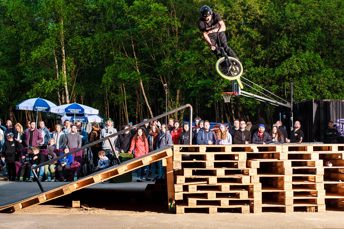 Daniel Portoreal, Double Peg to Hard 180 Bar das Rail hoch