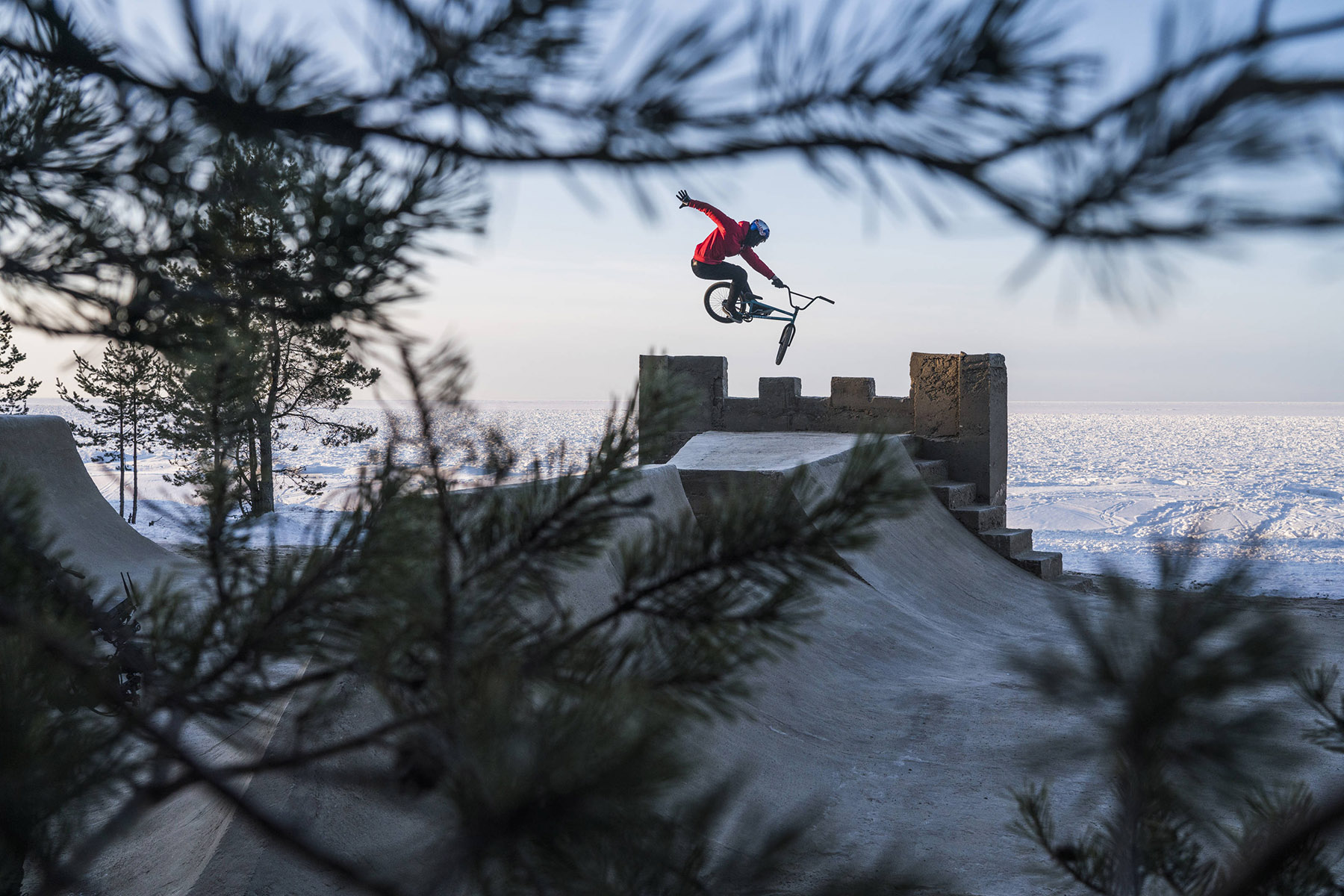 Irek Rizaev performs during the Red Bull Sand Castle in Ladozhskoye lake, Russia on March 5, 2018 // Denis Klero/Red Bull Content Pool