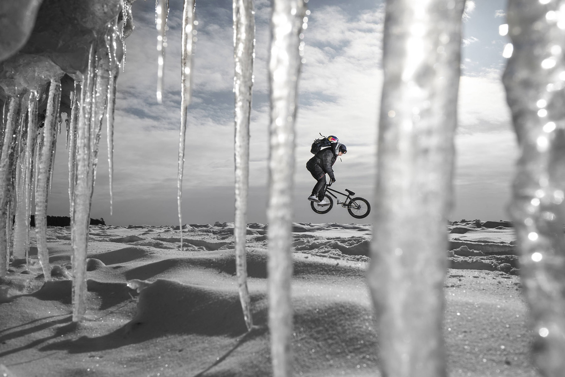 Konstantin Andreev performs during the Red Bull Sand Castle in Ladozhskoye lake, Russia on February 26, 2018 // Denis Klero/Red Bull Content Pool