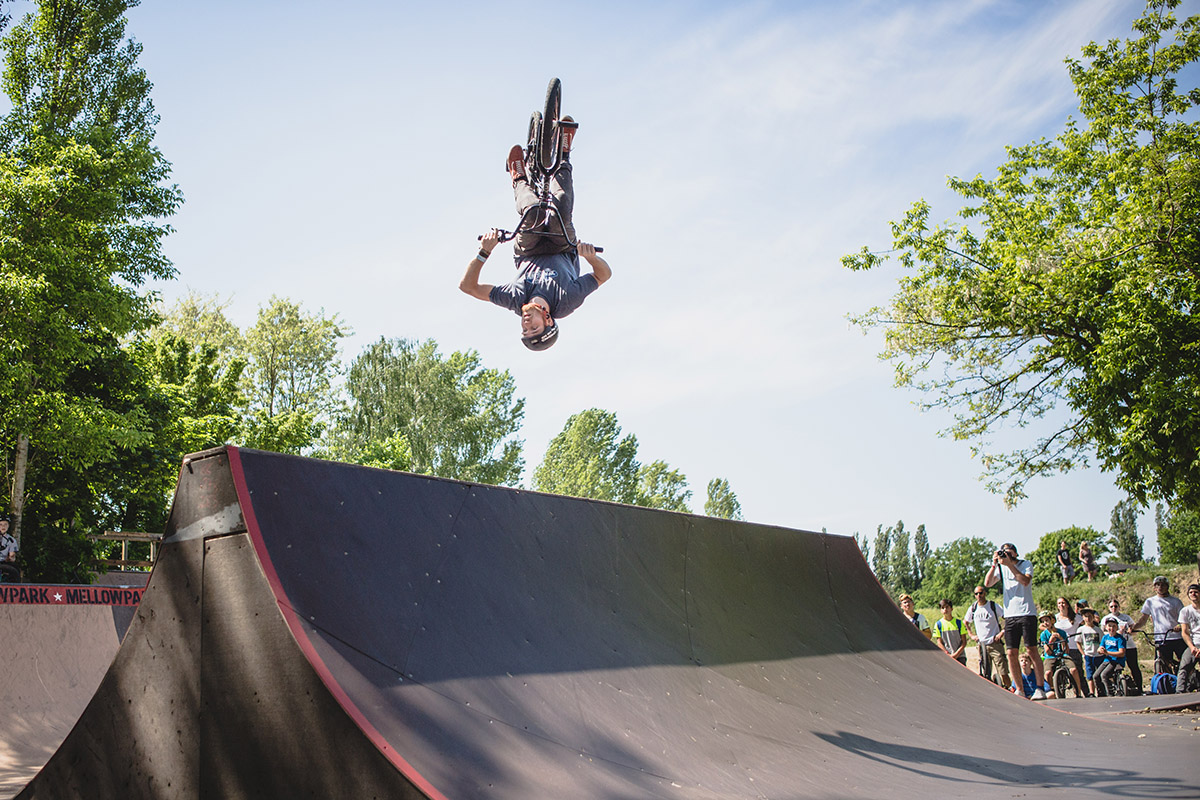 Salto über die Spine: Jason Pascher im Amateurfinale auf Rudis Resterampe