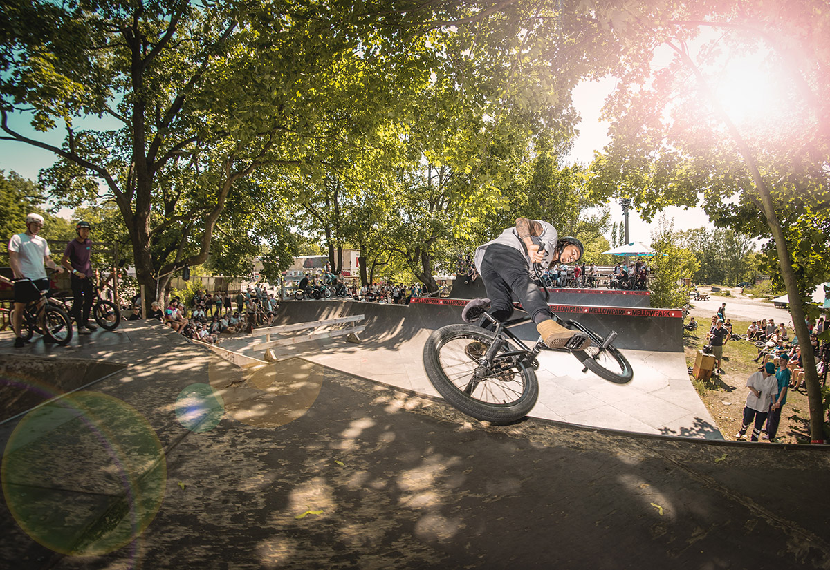 Markus Reuss ging bis auf Flatland in jeder Disziplin an den Start: Tireslide in Wickes Woodie