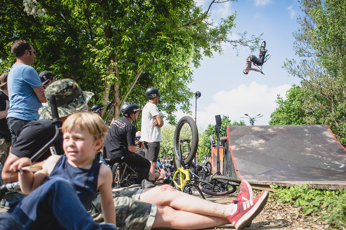 Der Abräumer des Highway to Hill 2018 mit dem besten Trick des Wochenendes über die Jumpbox von Rudis Resterampe: Zdenda Pešek, Barrel Roll Table