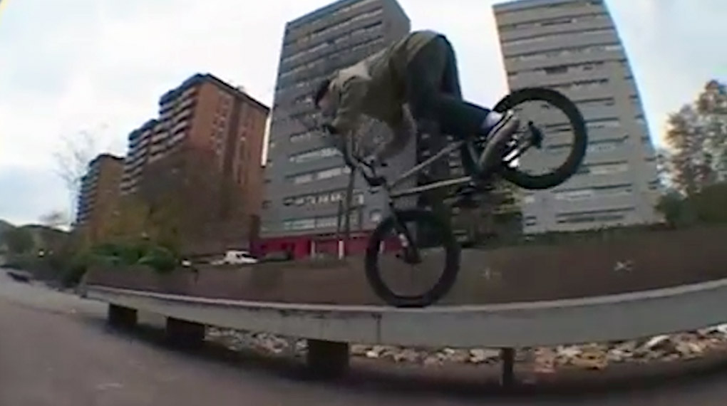 Die Jungs von der KSHZLE Crew aus Karlsruhe und ihr Homie André Bodlin haben während eines viertägigen Kurztrips nach Barcelona jede Menge Banger gestackt.