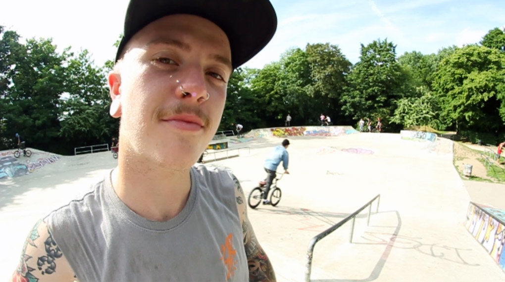 Anlässlich seines 20. Geburtstags hat Felix Prangenberg einige seiner besten Freunde zu einer Session an der Schüssel 2.0 in Köln-Ehrenfeld eingeladen.
