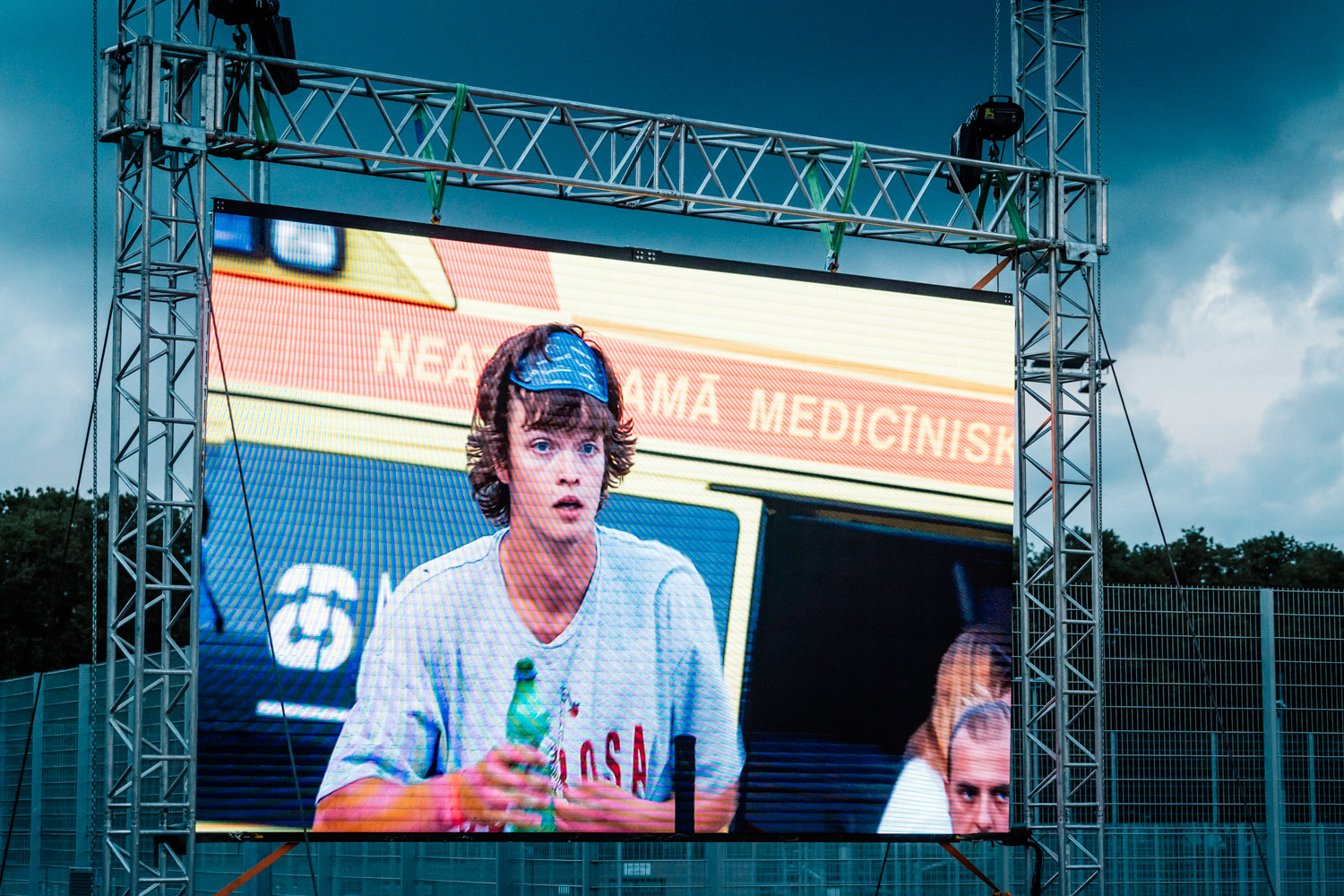 Mark Burnett fuhr abseits des Contests besser Rad als auf der Simple Summer Session selbst und schaffte es daher leider nicht ins Finale. Aber immerhin gelang er ihm, sich dank fragwürdiger Wahl der Kopfbedeckung bei den Zuschauern im Gedächtnis zu halten