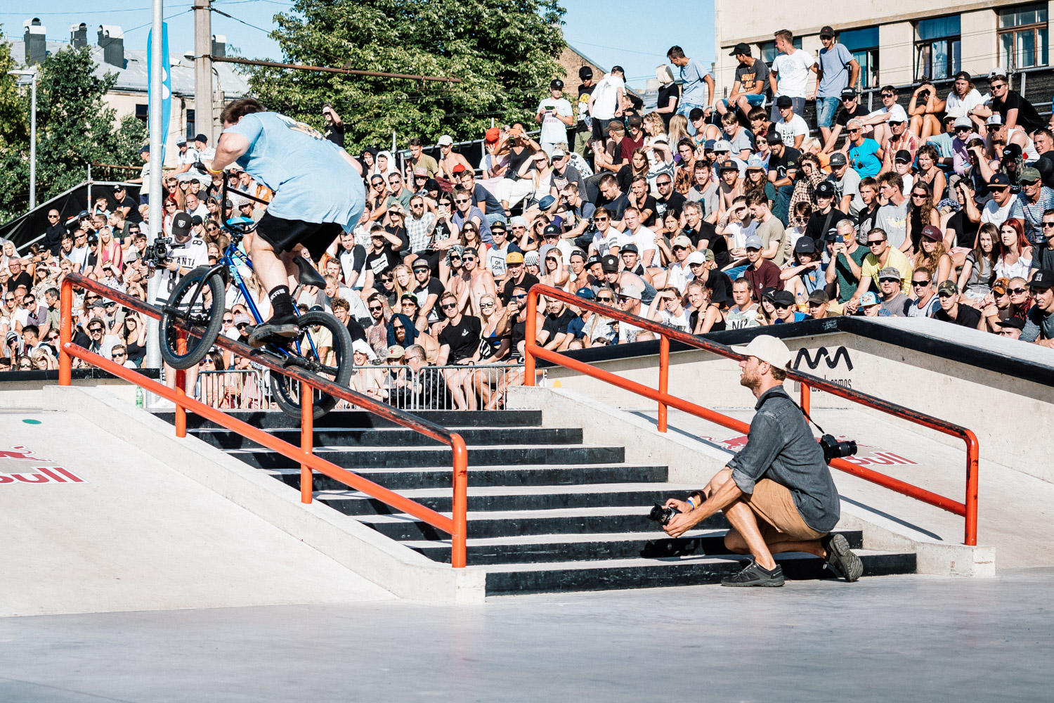 Travis Hughes ereilte ein ähnliches Schicksal wie Courage und ist dementsprechend in dieser Gallery nur einmal mit diesem Oppo Fakie Crooks vertreten. Im Gegensatz zu seinem spanisch-nigerianischen Kontahenten behielt er beim Best-Trick-Contest seinen Shit together und holte den Sieg bei der Simple Summer Session 2018