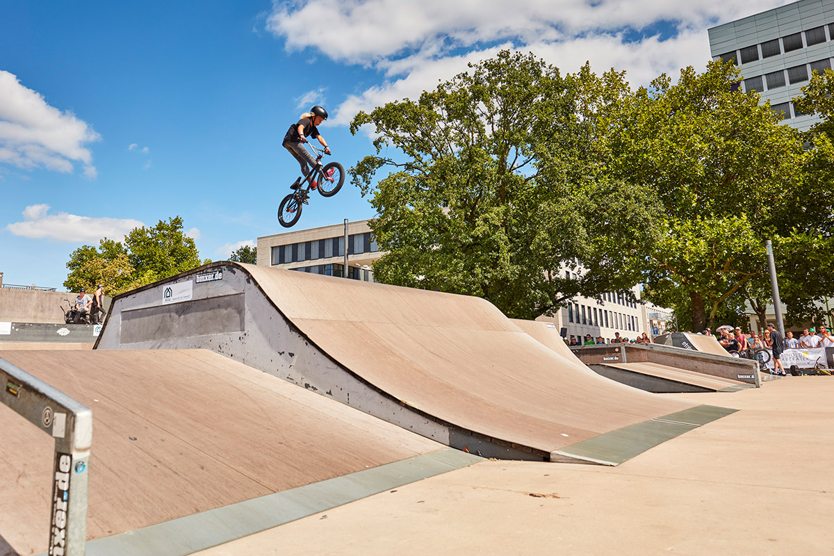 Jimi Brandt ist zwar erst 10 Jahre alt, aber als halber Local hat er den Kesselbrink trotzdem schon gut im Griff. Platz 8 bei den Amateuren für den jungen Mann aus Lage