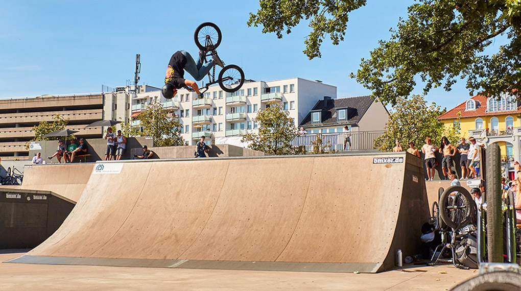 Der Bielefeld City Jam feierte in diesem Jahr seinen 15. Geburtstag. Hier sind ein paar Impressionen aus dem Kesselbrink Bike- und Skatepark.