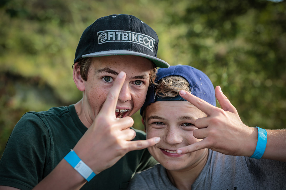 Metalhorns von den Little Dudes