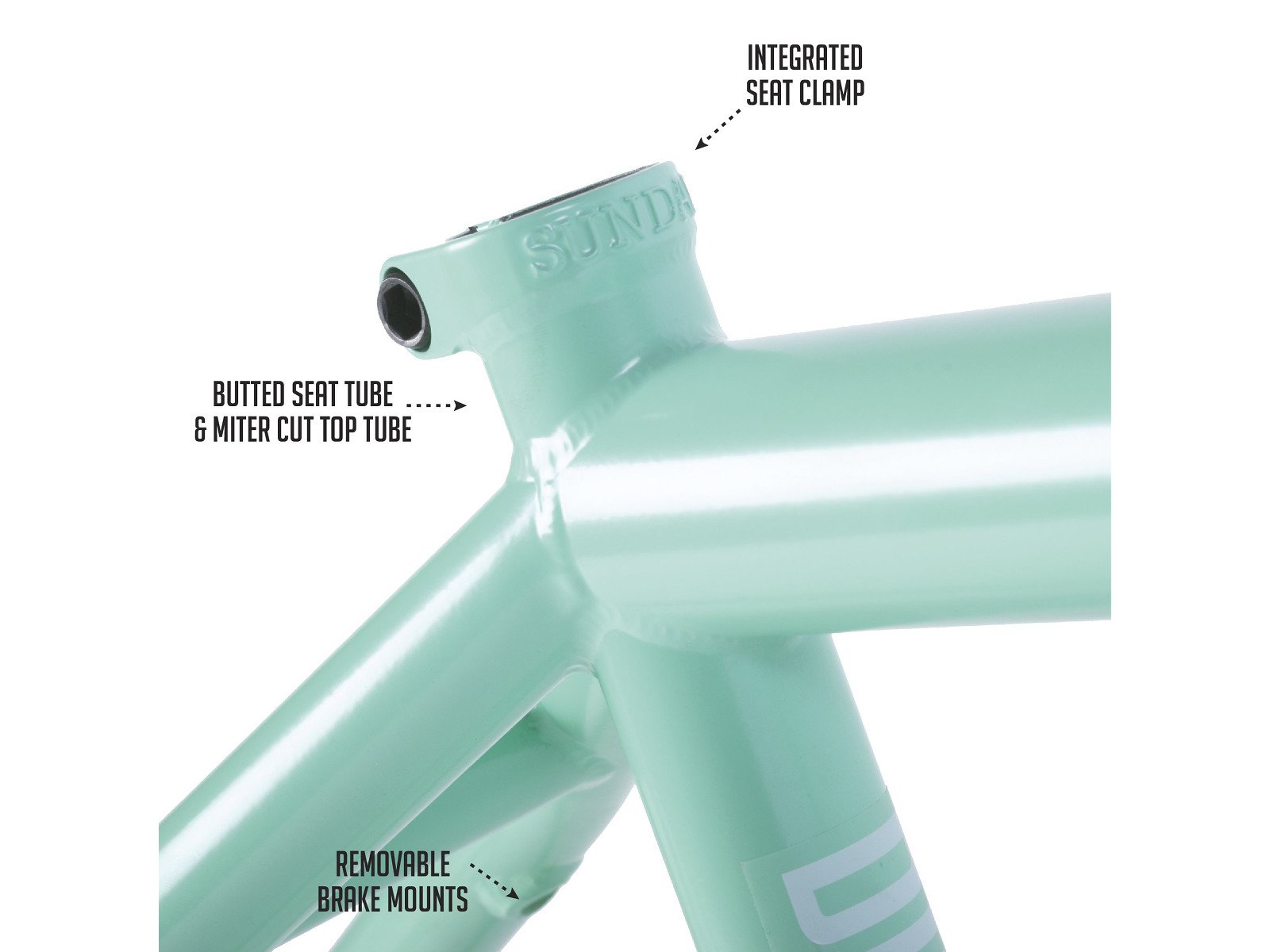 Neben der obligatorischen, integrierten Sattelklemme und schraubbaren Bremssockeln verfügt der Discovery Frame auch über ein schräg angeschnittenes Oberrohr im Bereich des Sattelrohrs, wodurch die Sattelstreben an dieser Stelle präziser verschweißt werden können, was zu einer größeren Stabilität in diesem Bereich führt