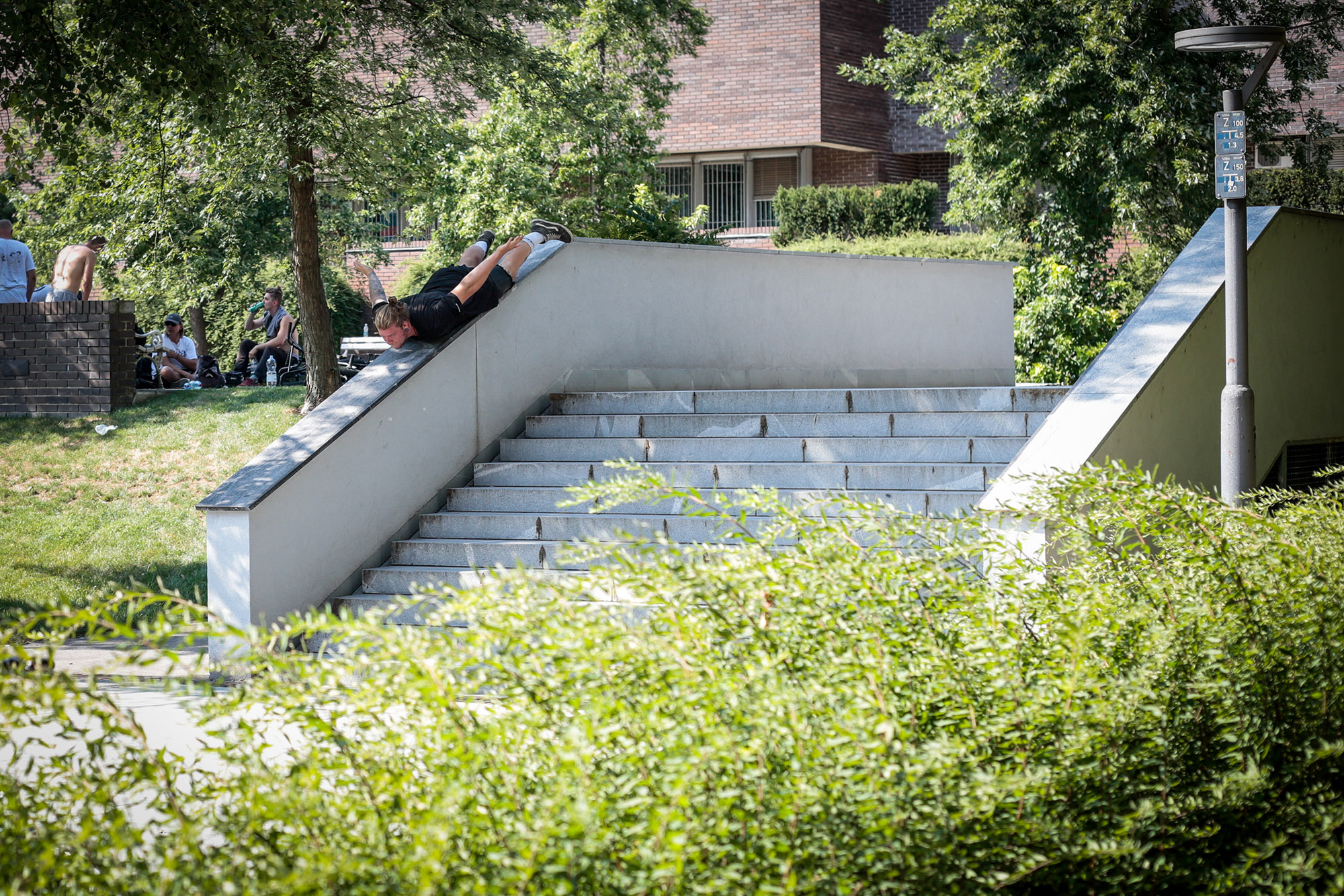 Wie wir bereits im Heft und auf Instagram diverse Male behauptet haben, befindet sich in Ljubljana unserer Meinung einer der besten, wenn nicht sogar der beste Ledgespot Europas. Nils Jacob schreibt sich in die Geschichte dieses Spots mit einem NBD ein